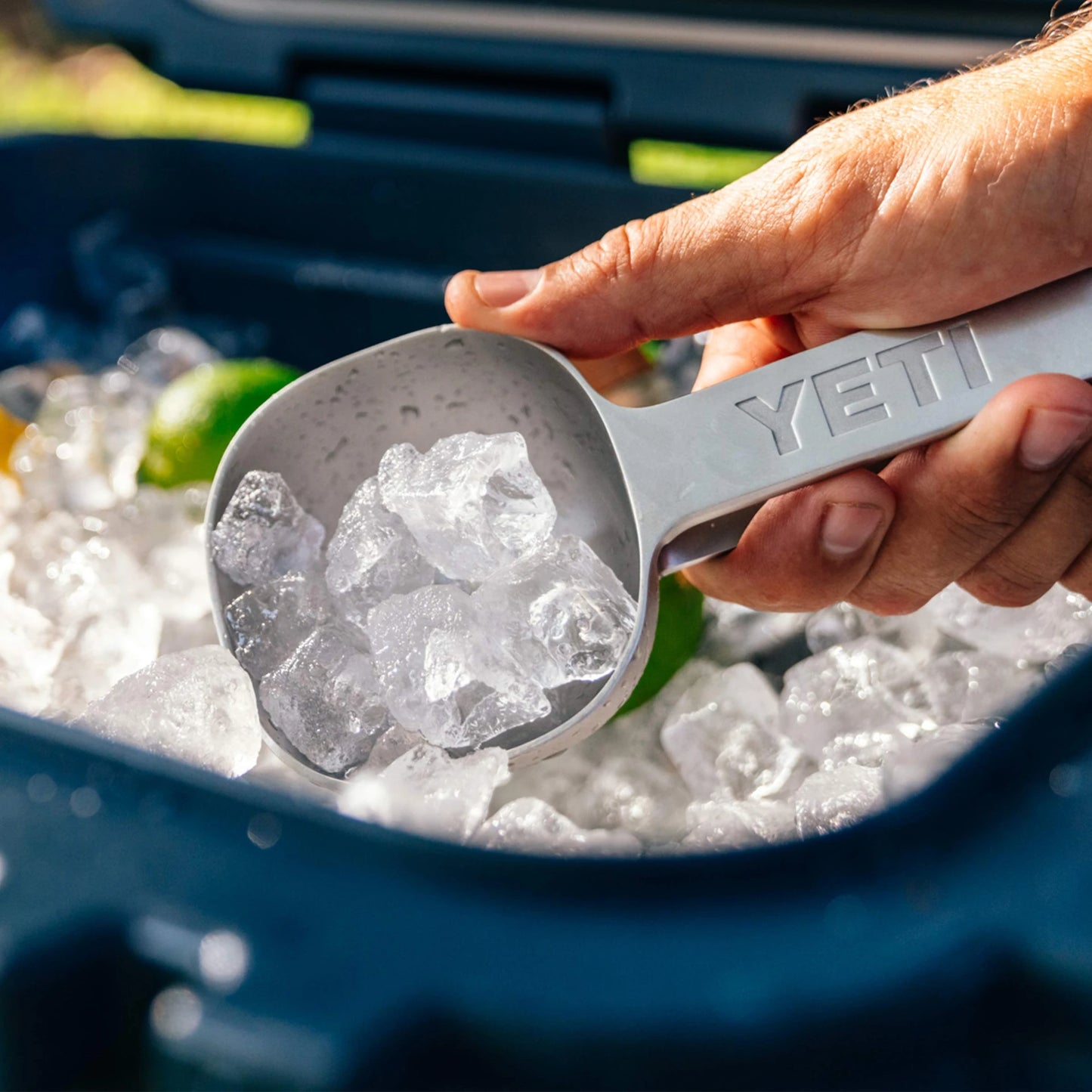 Ice Scoop - US 7177