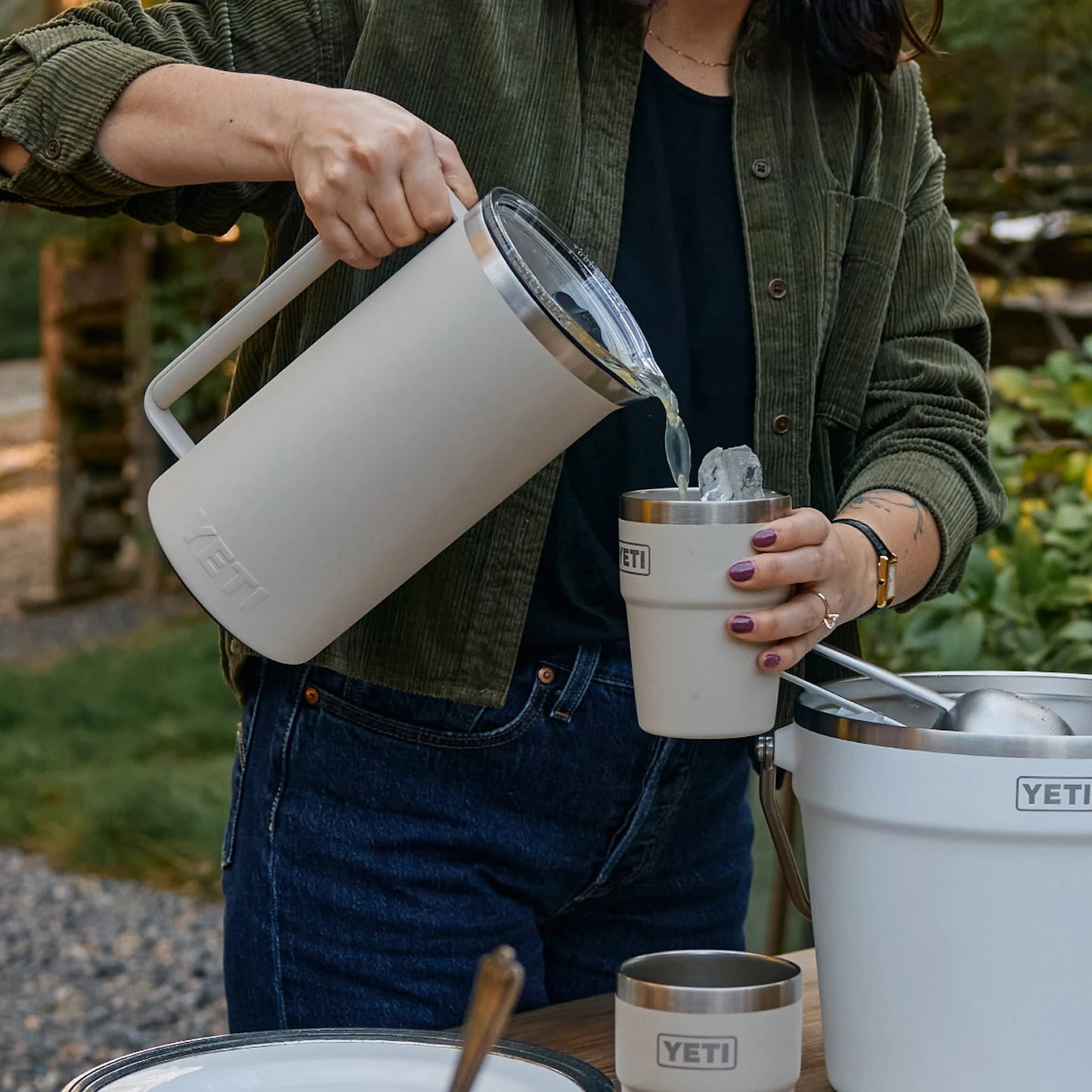 64 oz Pitcher - US 9004