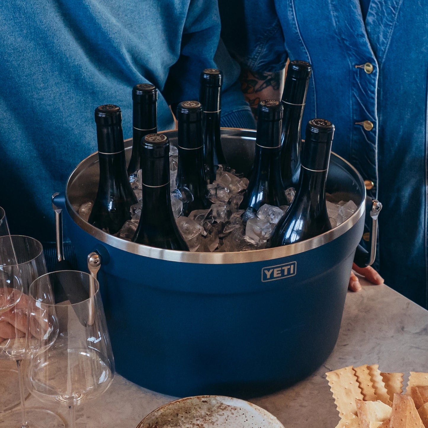 Beverage Tub - US 7980