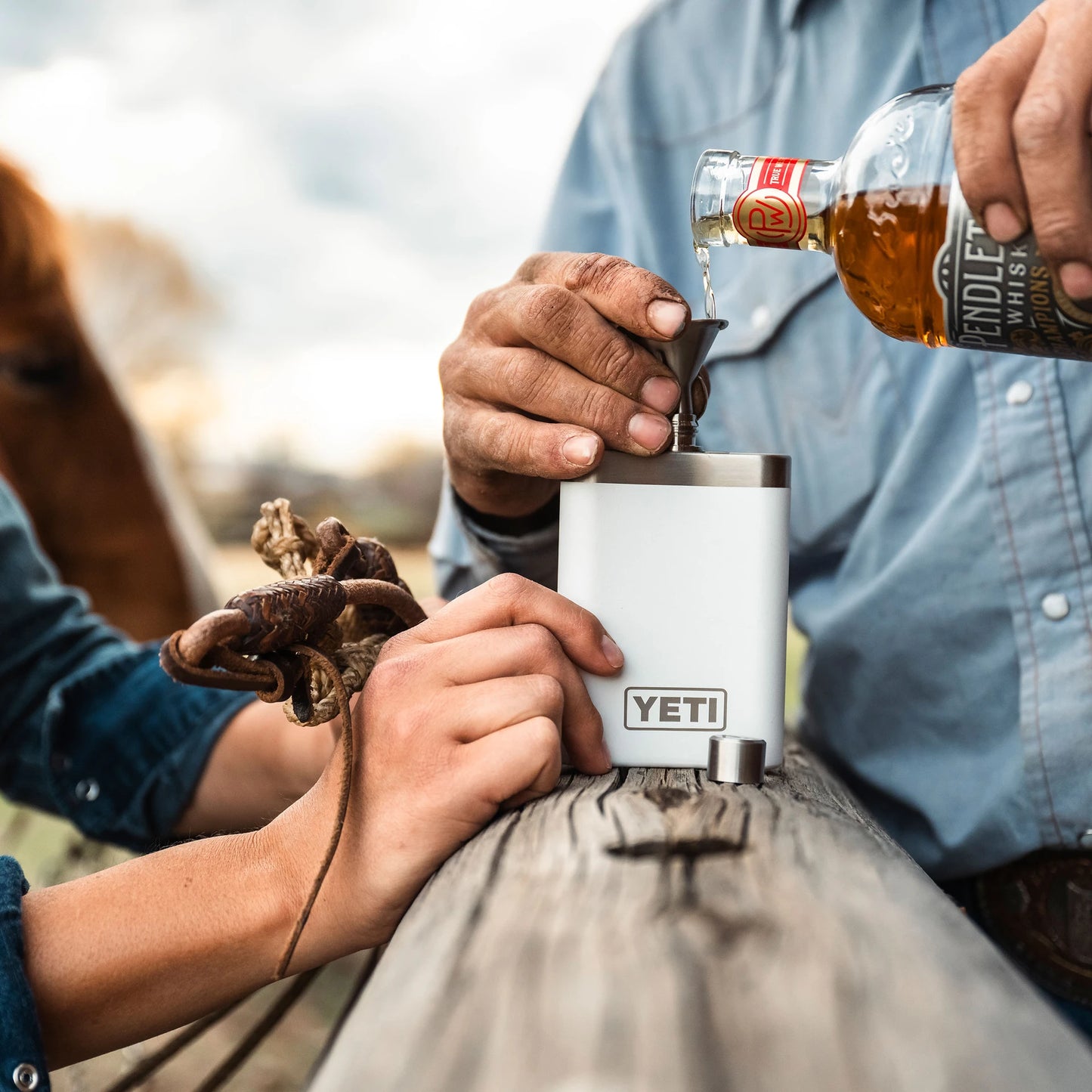Flask - US 8283