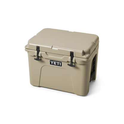 35 Hard Cooler - US 3932
