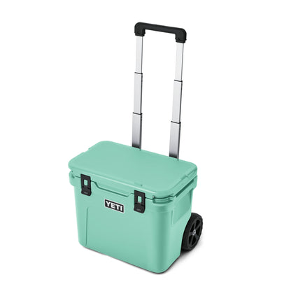 32 Wheeled Cooler - US 4421