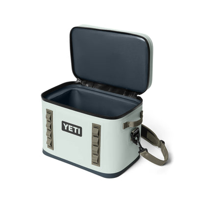 18 Soft Cooler - US 9982