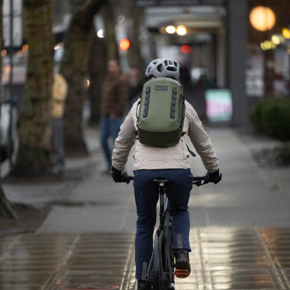 25L All-Weather Backpack - US 8910