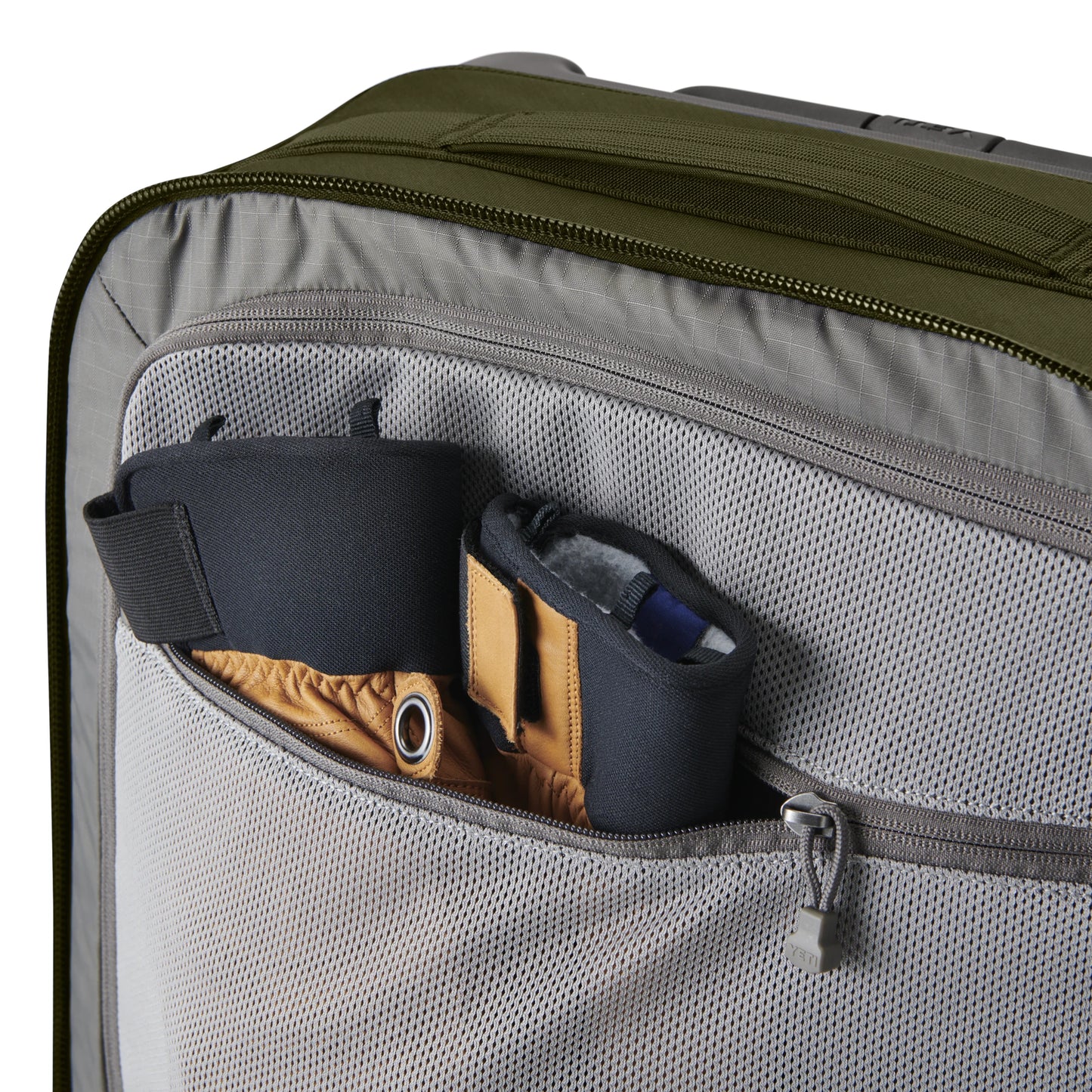 73L/29" Checked Luggage - US 8670