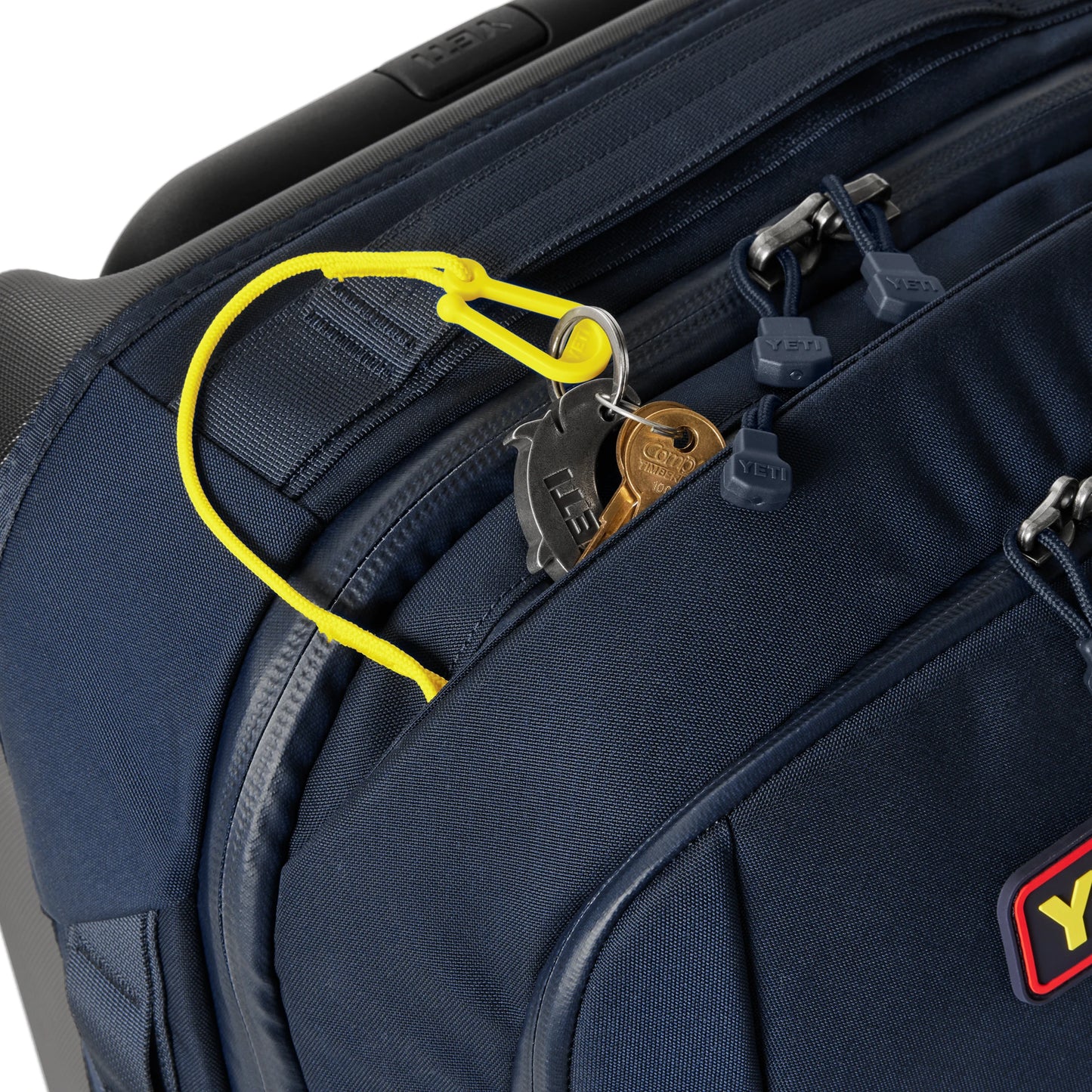 Crossroads® 22” Carry On Luggage - US 6354