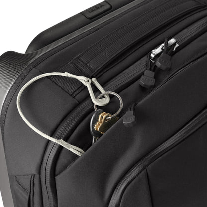 35L/22" Carry-On Luggage - US 9301