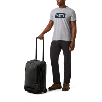 35L/22" Carry-On Luggage - US 9301