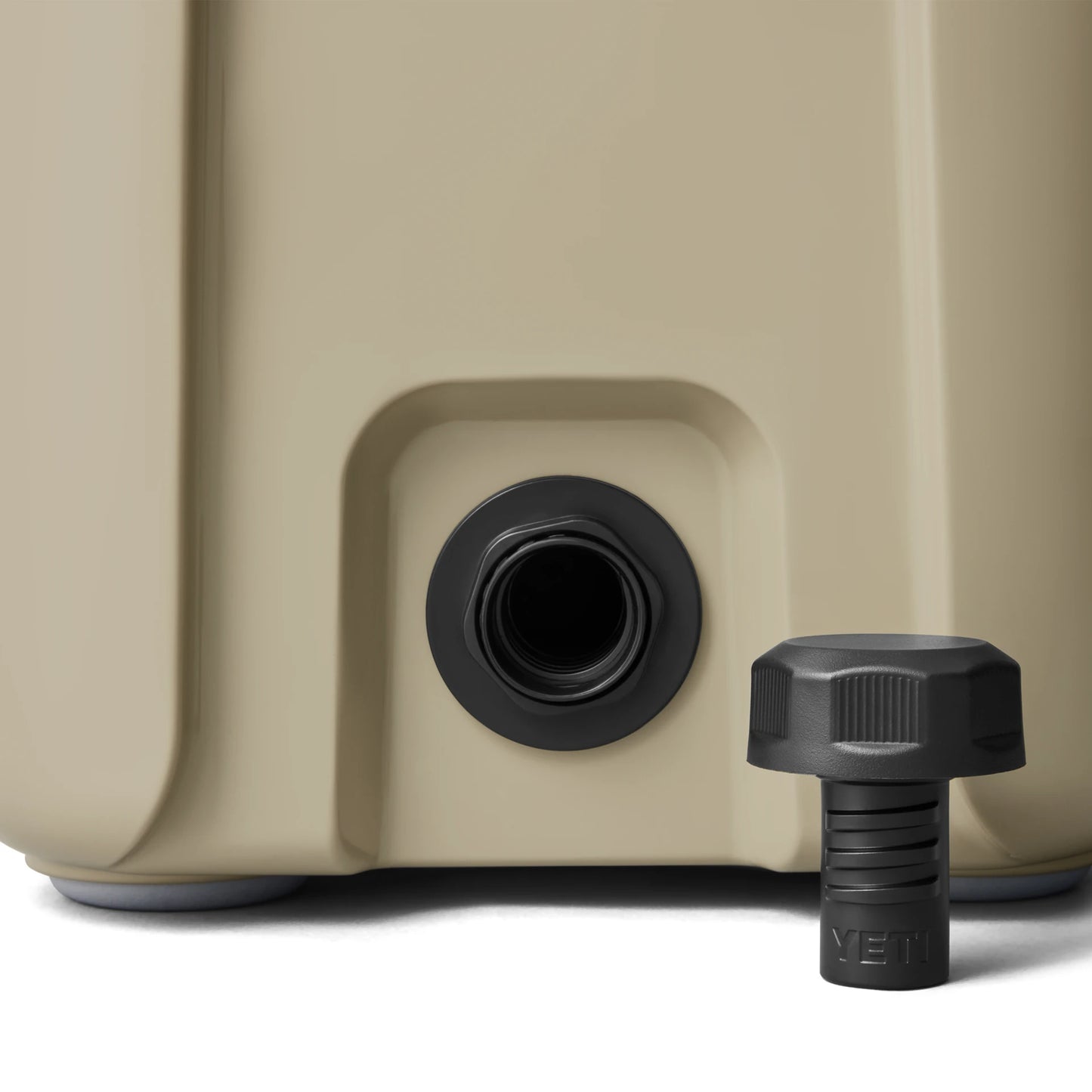 15 Hard Cooler - US 3907