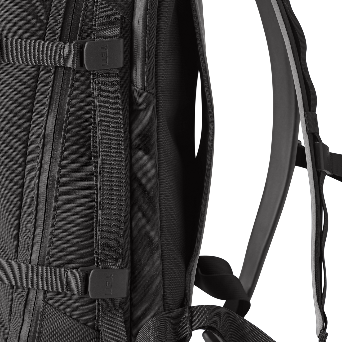 Crossroads 27L Backpack