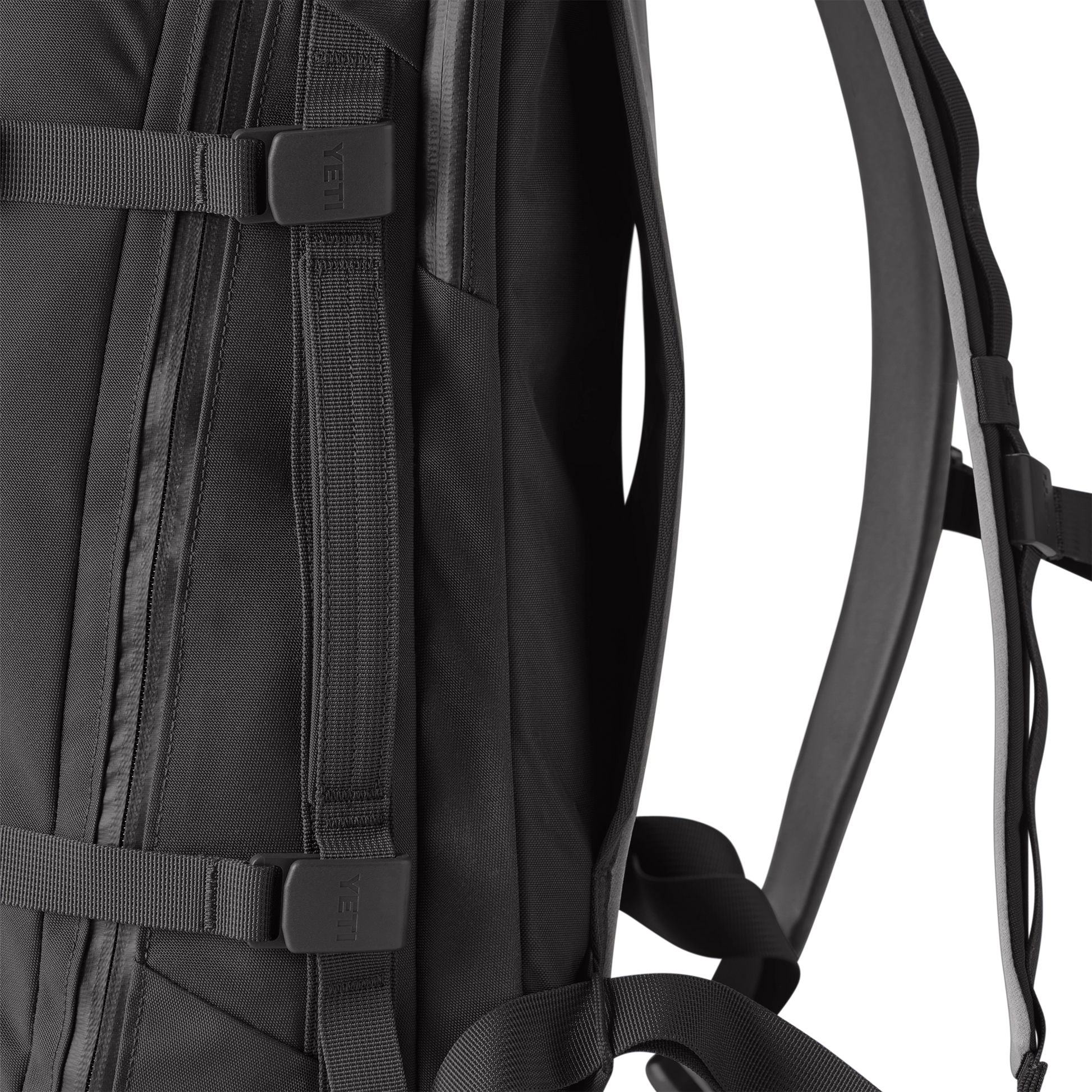 Crossroads 27L Backpack