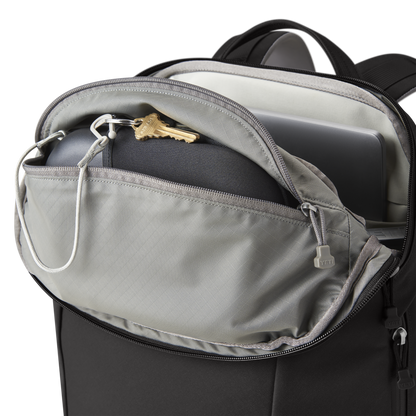 Crossroads 22L Backpack